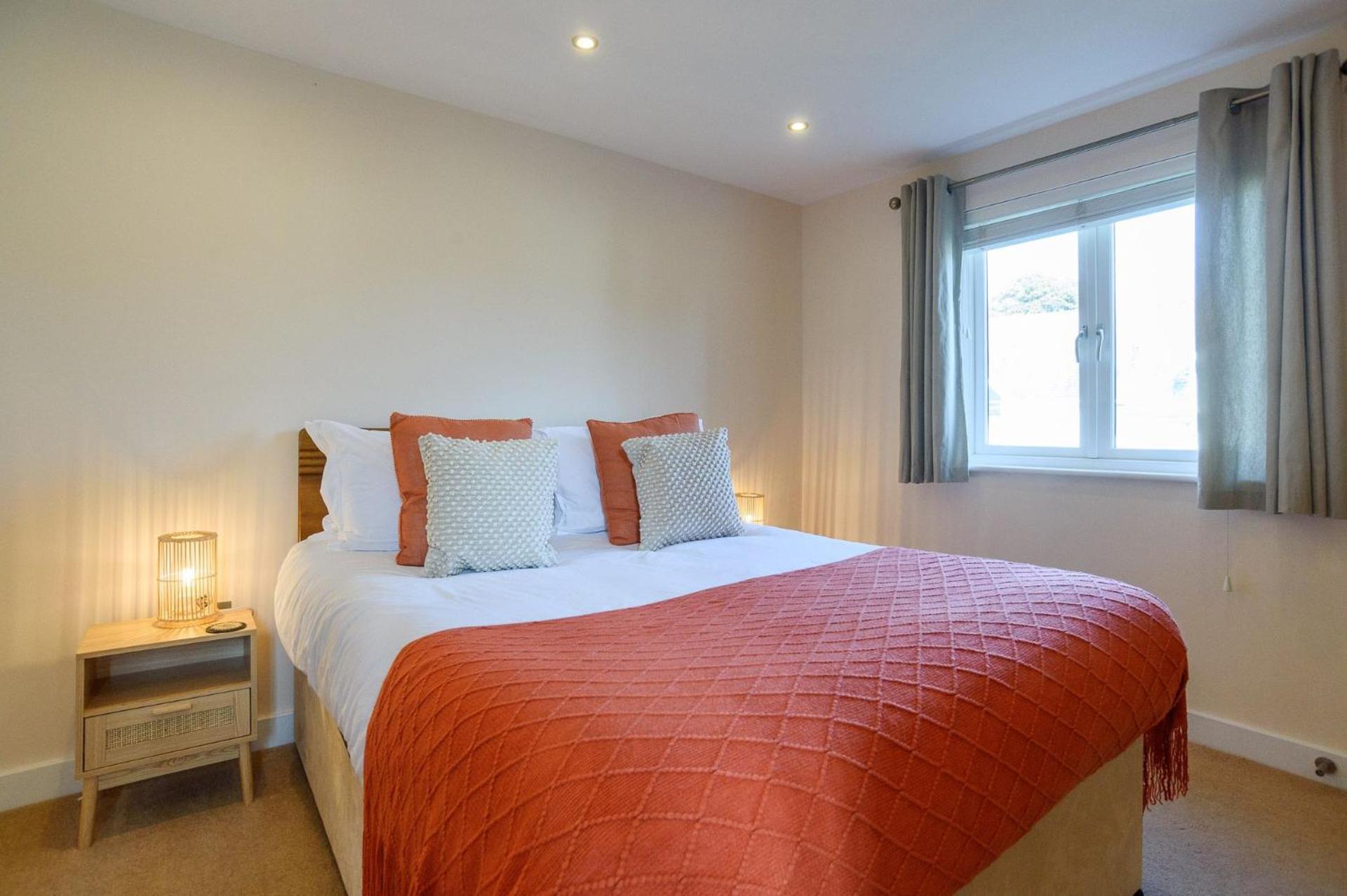 Luxurious 3 Bedroom New England Style - Trewhiddle V7 Holiday home *