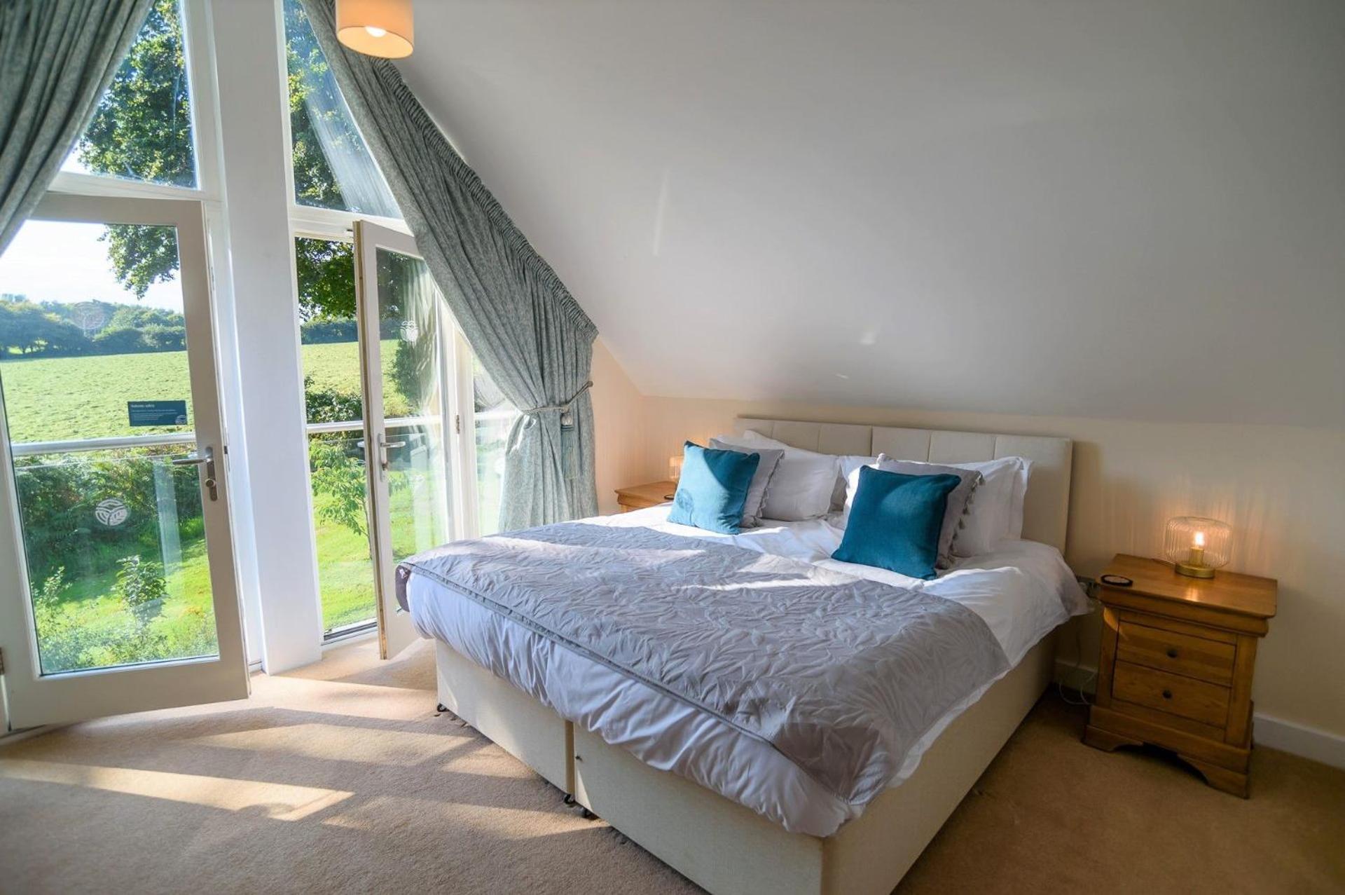 Luxurious 3 Bedroom New England Style - Trewhiddle V7 Holiday home St Austell