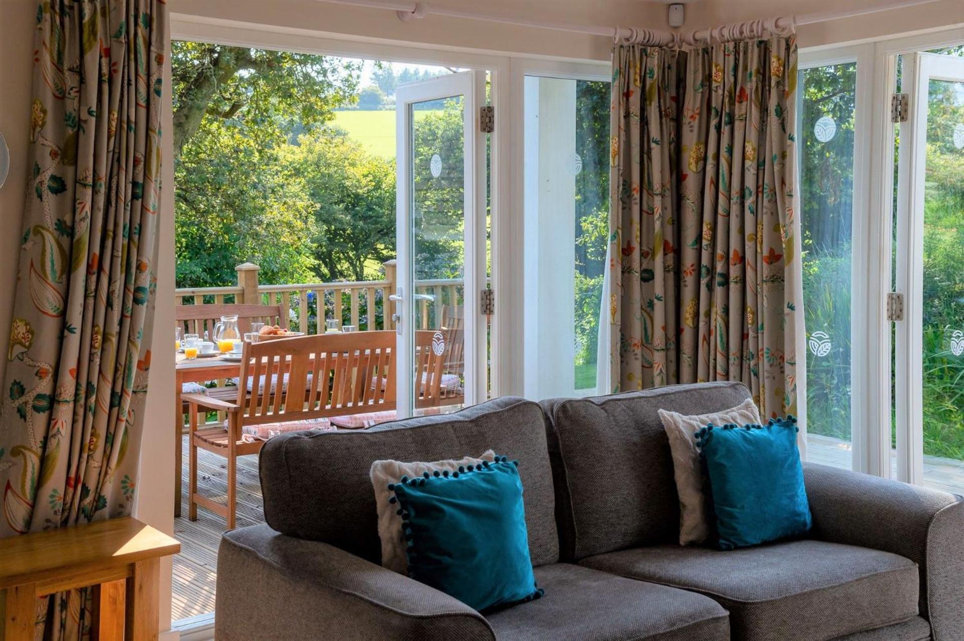 Luxurious 3 Bedroom New England Style - Trewhiddle V7 Holiday home *